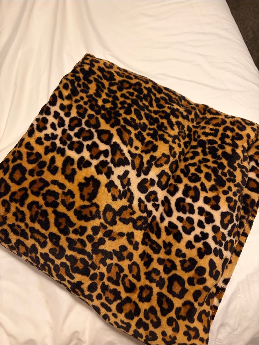 Leopard Print Plush Throw Blanket - Brown